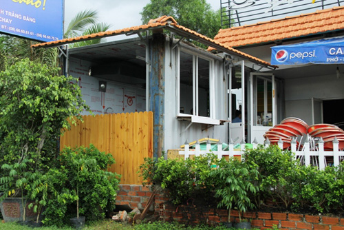 Dựng container làm nơi rửa chén, chủ quán Xin Chào bị “dọa” cưỡng chế - 3