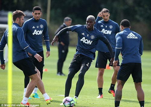 Pogba háo hức ra mắt: Chờ “bom tấn” khai hỏa - 1