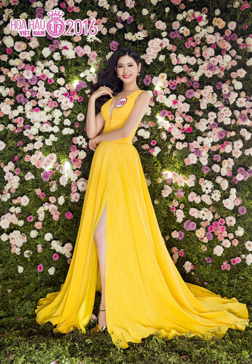 Top 33 Hoa hậu VN đẹp “chín mọng” với váy dạ hội - 7