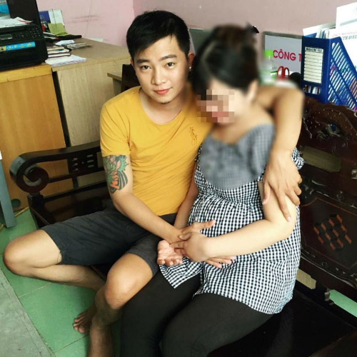 Xúc động chuyện tình chàng trai dành cho vợ câm - 2