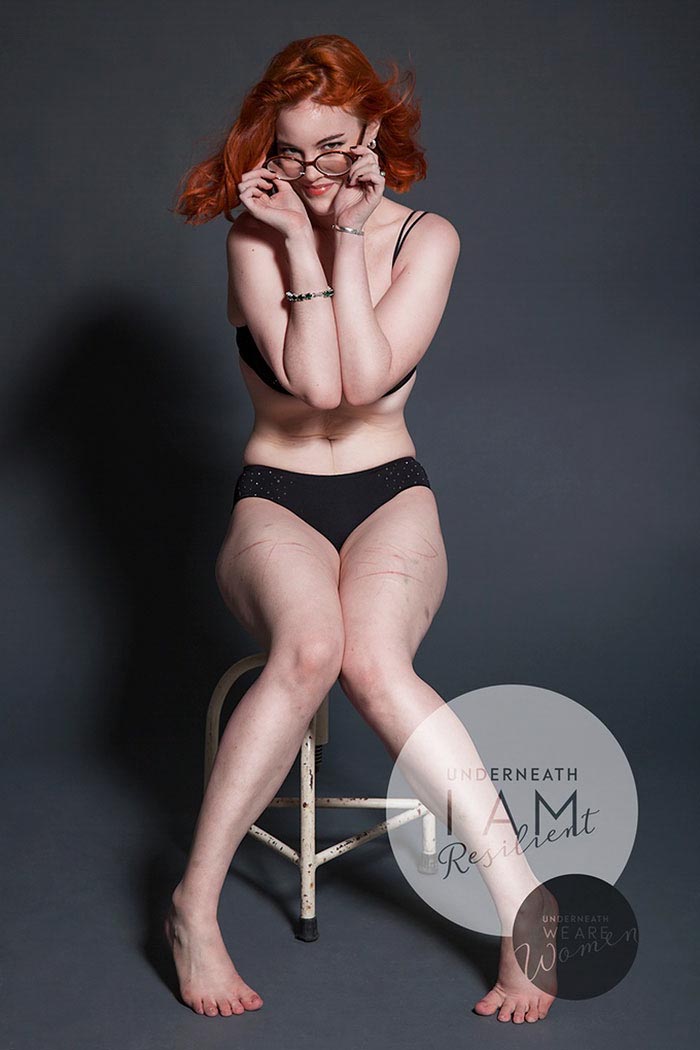 Ngắm vẻ đẹp của người phụ nữ bên trong bộ quần áo - 1