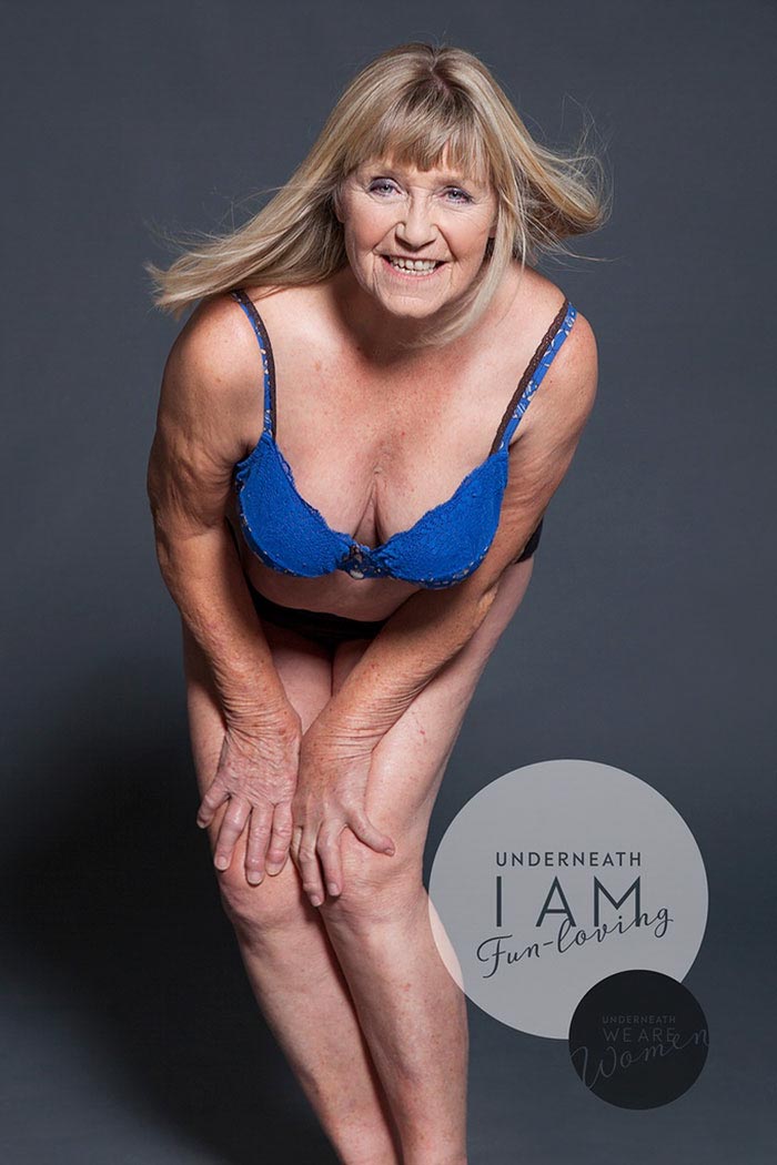 Ngắm vẻ đẹp của người phụ nữ bên trong bộ quần áo - 9