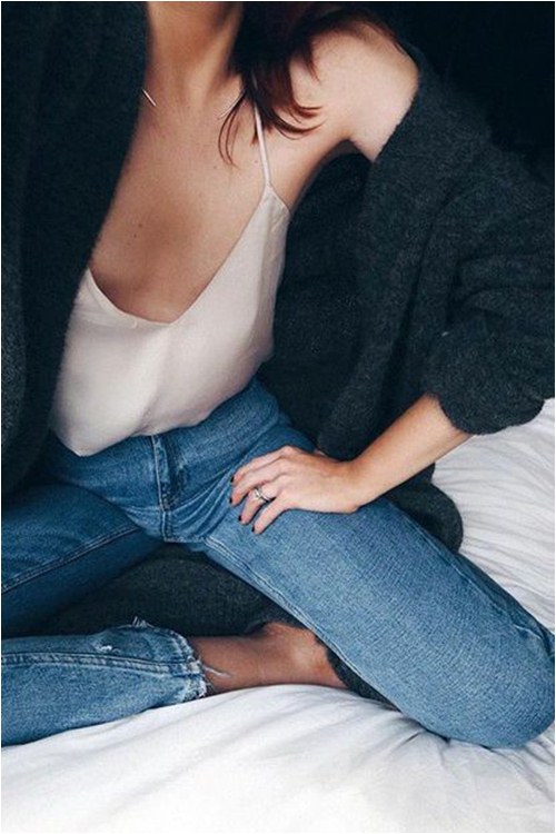 Đừng vội cất áo hai dây vào góc tủ! - 5