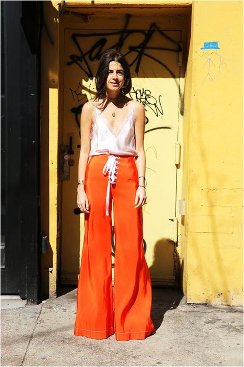 Đừng vội cất áo hai dây vào góc tủ! - 10