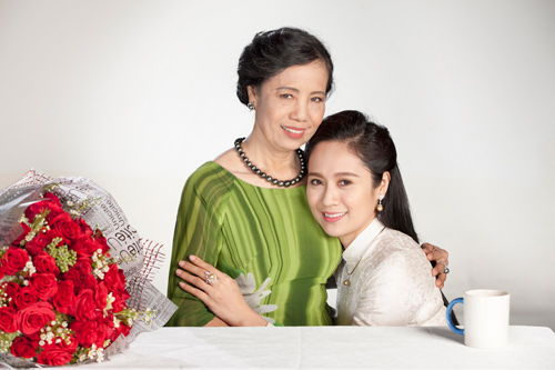 Cùng Ngọc trai Hoàng Gia cảm ơn mẹ! - 1