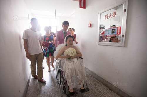 Hôn lễ đẫm nước mắt của cô gái ung thư giai đoạn cuối - 9