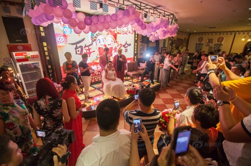 Hôn lễ đẫm nước mắt của cô gái ung thư giai đoạn cuối - 10