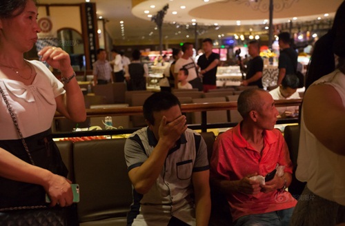 Hôn lễ đẫm nước mắt của cô gái ung thư giai đoạn cuối - 11