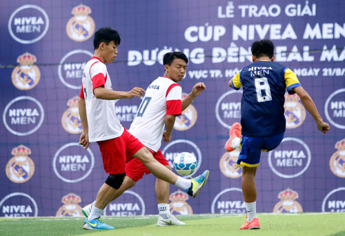 Nghẹt thở trận CK bóng đá “phủi” Sài Gòn sẵn sàng tranh vé đi Bernabeu - 8