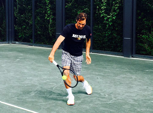 Federer “luyện công” trở lại: Chờ một cuộc hồi sinh - 1