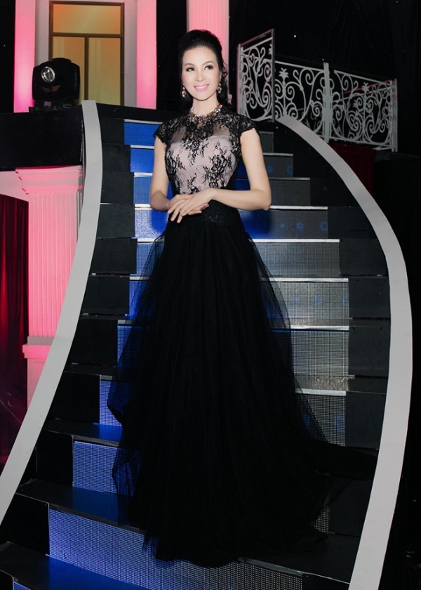 "Tấm Cám" Hạ Vi - Lan Ngọc ganh đua mặc đẹp nhất tuần - 7