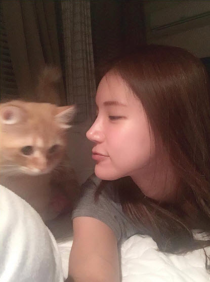 Ngạc nhiên cuộc sống thực của mĩ nữ hở hang nhất Kbiz - 11