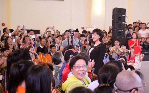 Nhan sắc 30 năm không đổi của "nữ vương Tây Lương" - 4