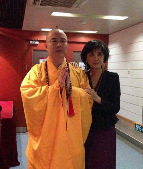 Nhan sắc 30 năm không đổi của "nữ vương Tây Lương" - 2