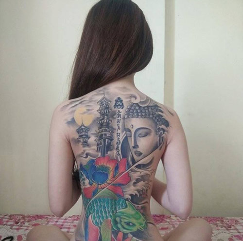 “Hot girl xăm trổ” cạo trọc đầu để "tìm sự bình yên" - 4