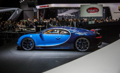 Bugatti Chiron giá &#34;cắt cổ&#34; vẫn không làm &#34;khó&#34; được các đại gia - 1