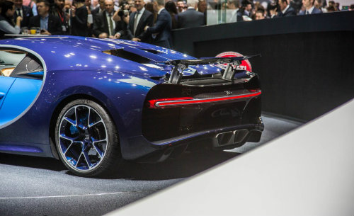 Bugatti Chiron giá &#34;cắt cổ&#34; vẫn không làm &#34;khó&#34; được các đại gia - 5