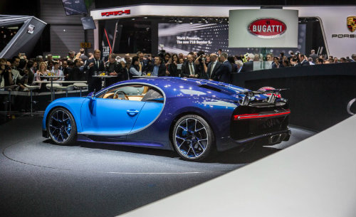 Bugatti Chiron giá &#34;cắt cổ&#34; vẫn không làm &#34;khó&#34; được các đại gia - 2