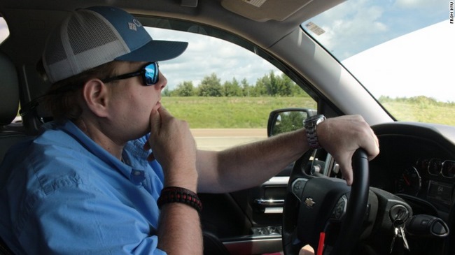 Người đầu tiên được ghép mặt người khác giờ ra sao? - 3