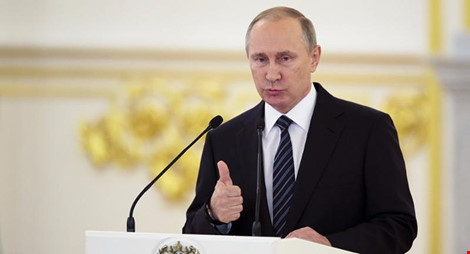 Báo Nga: Tỉ phú người Mỹ âm mưu lật đổ Tổng thống Putin - 1