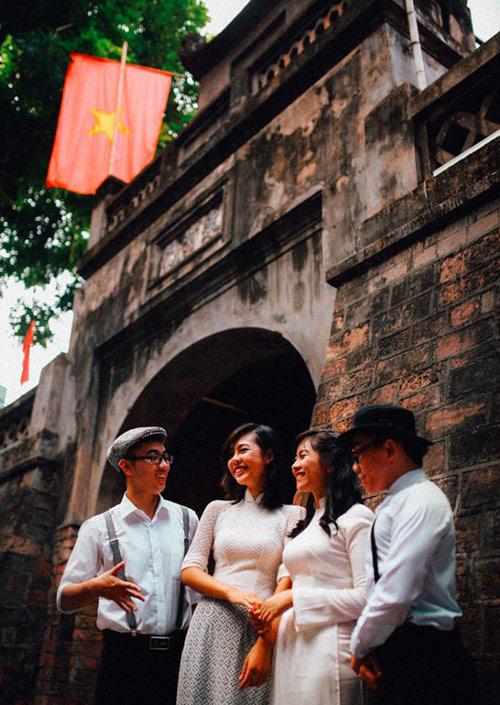 Lớp học toàn gái xinh đẹp lung linh trong ảnh kỷ yếu - 6