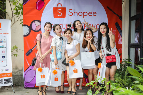 Khám phá xu hướng mua sắm hot nhất mùa hè này - 3