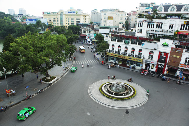 Ngắm phố quanh Hồ Gươm trước ngày thành &#34;không gian đi bộ&#34; - 4