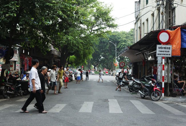 Ngắm phố quanh Hồ Gươm trước ngày thành &#34;không gian đi bộ&#34; - 9