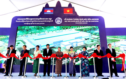 Liên tiếp mở rộng đầu tư, Vinamilk hái “trái ngọt” ở nước ngoài - 3