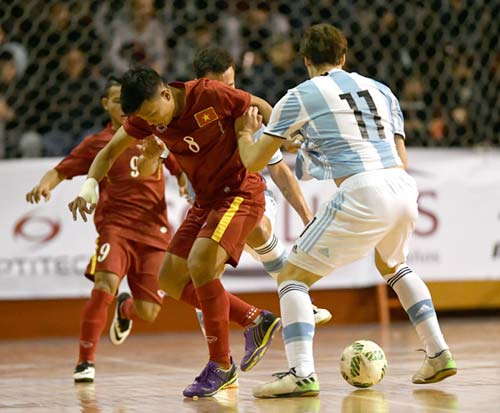 Tuyển futsal Việt Nam thua ngược Argentina - 4