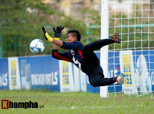 U15 QG: Có “người nhện” xuất thần, HAGL gây sốc - 2