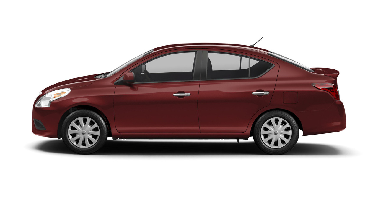 Nissan Versa Sedan 2017 có giá khởi điểm 12.825 USD - 4