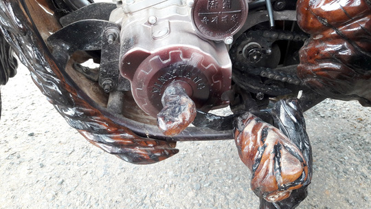 Độc đáo: Chiếc mô tô bằng gỗ độc nhất vô nhị ở Lâm Đồng - 10