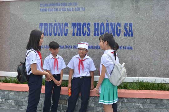 Lễ khai giảng ở ngôi trường mang tên Hoàng Sa - 1