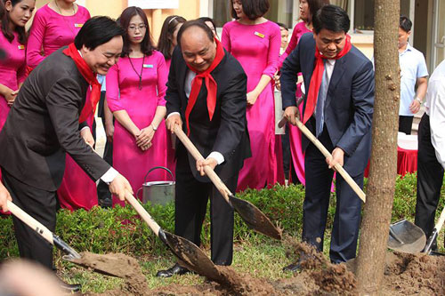 Lễ khai giảng đồng loạt diễn ra trên cả nước - 2