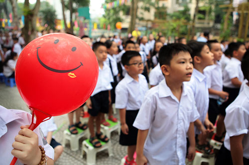 Những hình ảnh ngộ nghĩnh của trẻ nhỏ ngày đầu tới lớp - 2