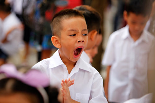 Những hình ảnh ngộ nghĩnh của trẻ nhỏ ngày đầu tới lớp - 6
