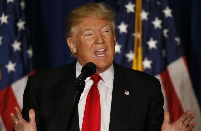 Tỉ phú Trump nhận xét nền kinh tế Mỹ là &#34;rởm&#34; - 2