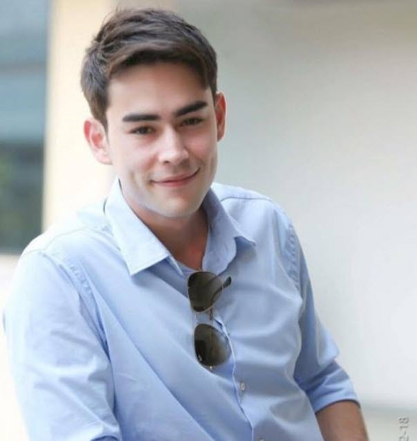 Chàng quân nhân 6 múi khiến chị em điên đảo - 6