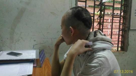 Giám đốc làm nhục người tình trong khách sạn - 2