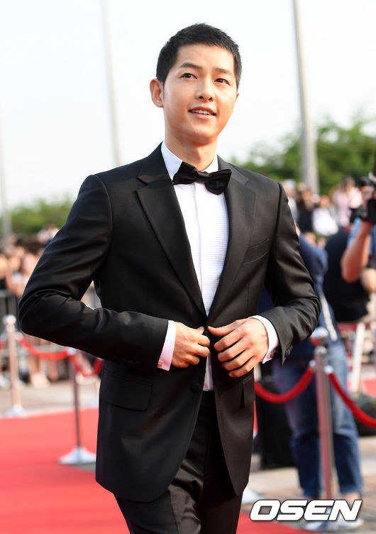 Nhã Phương nổi bật với áo dài trên thảm đỏ xứ Kim chi - 12