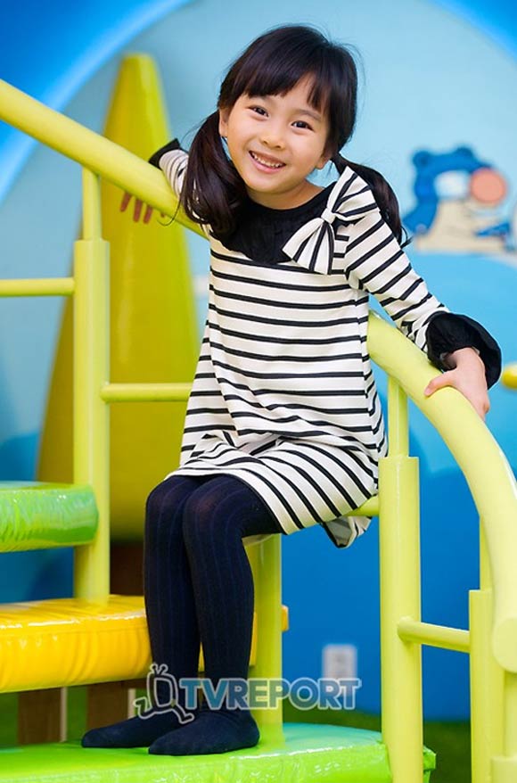 Gặp lại thiên thần nhí của "Điều kì diệu ở buồng giam số 7" - 10