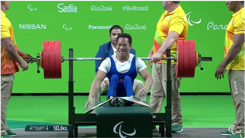 Những điều ít biết về lực sĩ giành HCV Paralympic Lê Văn Công - 1