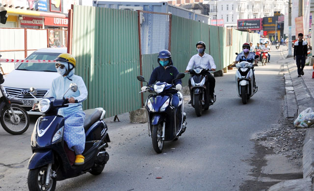 “Rốn” kẹt xe vắng vẻ lạ thường, người Sài Gòn &#34;sốc&#34; - 12