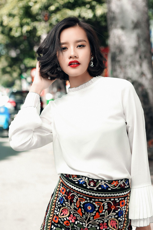 Kim Chi gợi ý cách phối đồ thu cực xinh với tóc ngắn - 3