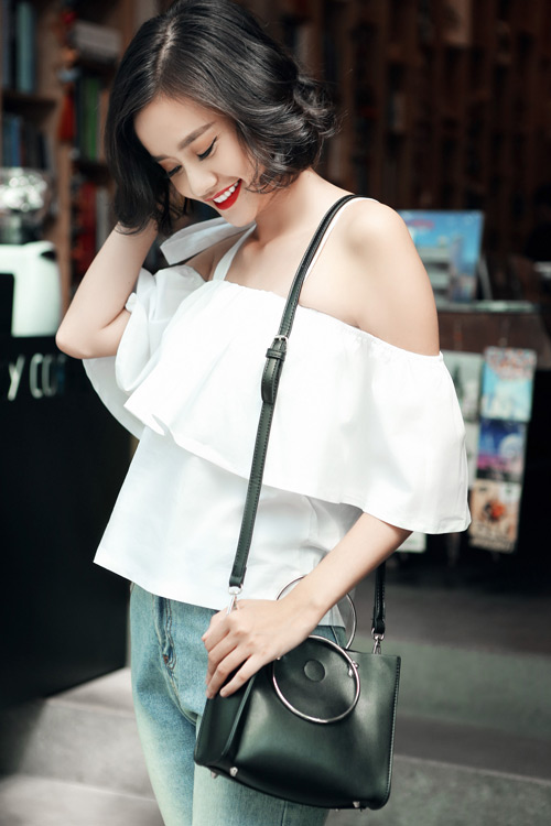 Kim Chi gợi ý cách phối đồ thu cực xinh với tóc ngắn - 4