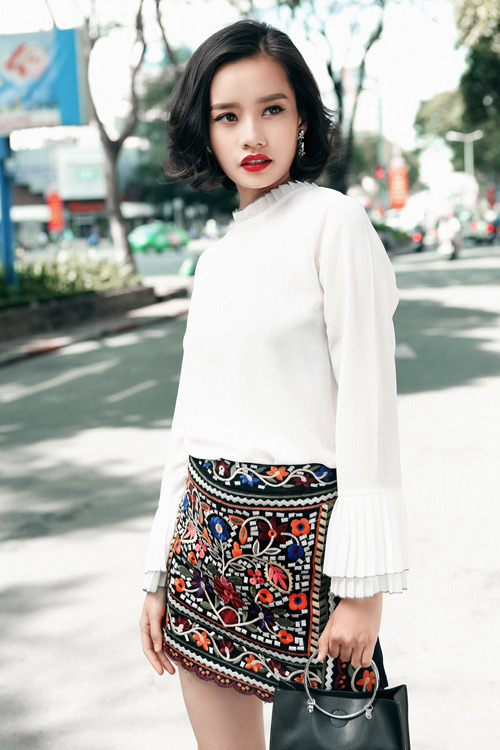 Kim Chi gợi ý cách phối đồ thu cực xinh với tóc ngắn - 2