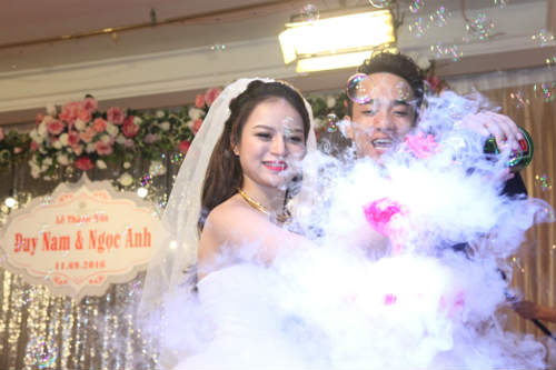 Đỗ Duy Nam cười tít mắt rước vợ hot girl về dinh - 6