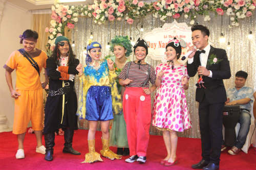 Đỗ Duy Nam cười tít mắt rước vợ hot girl về dinh - 10