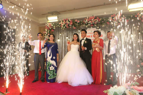 Đỗ Duy Nam cười tít mắt rước vợ hot girl về dinh - 7